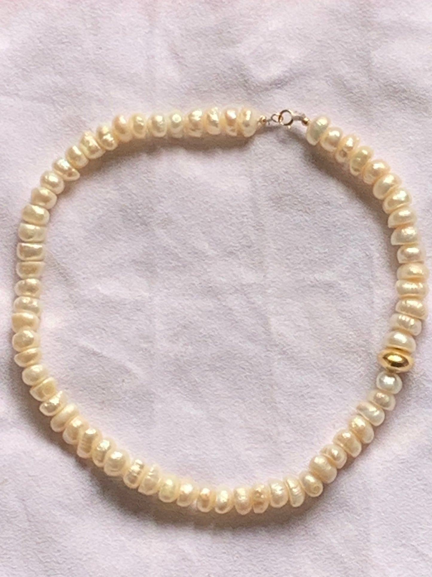 Jewish Wedding Gift, Cadeau Traditionnel Marocain, Handmade Sephardic Jewelry, תכשיטים בעבודת יד למסורת ספרדית, מתנה מסורתית לחינה או חתונה, Cultural Gift Morocco, Moroccan Judaica Gift, Matching Gifts for Jewish Events, Artisanat Marocain, Fine Jewelry for Women, Teshura Gift, Bijou Fait Main Maroc, Cadeau Femme Mariage, Local Jewish Artistry, Unique Guest Gift, Moroccan Wedding Favor
