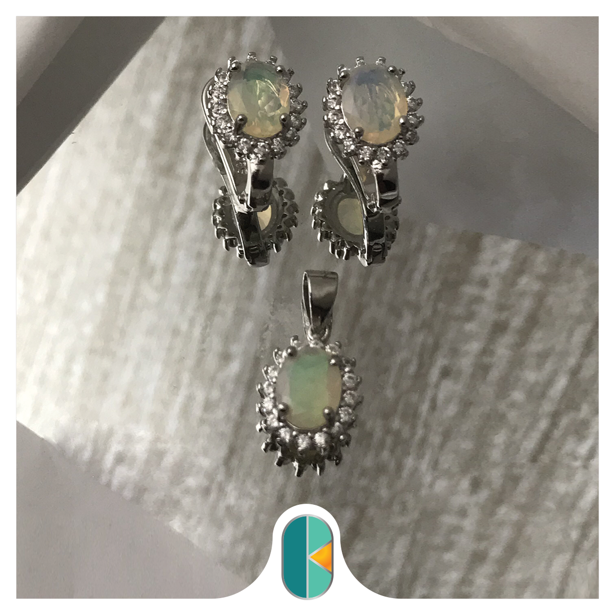 925 Sterling Silver Opal Set earrings and pendant
